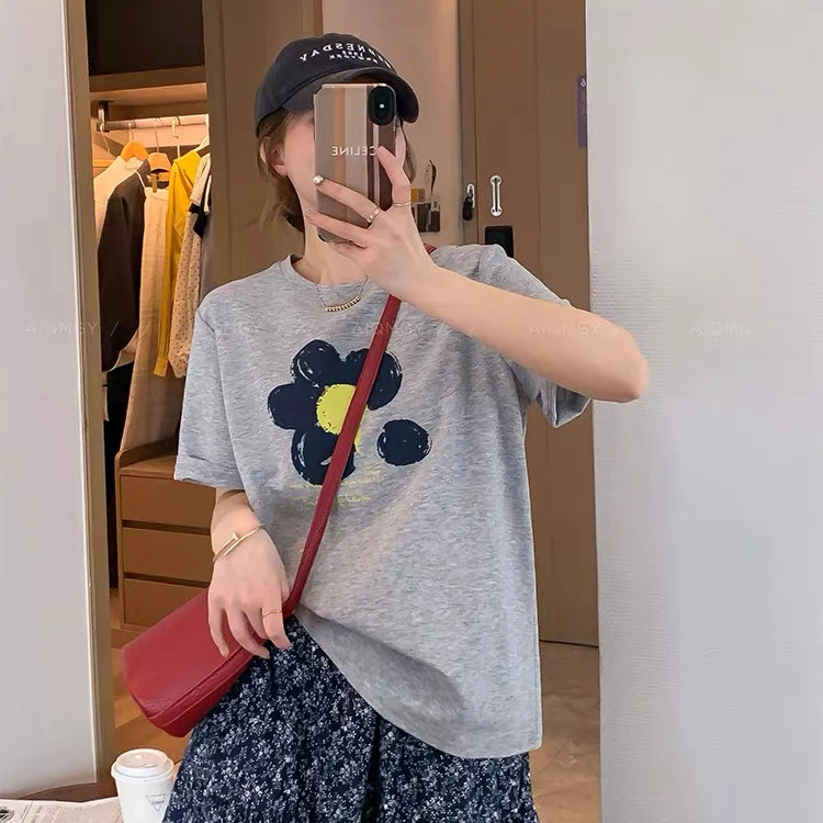 「花朵涂鸦 无感印花」透气雅纱棉短袖T恤女 夏季韩版宽松显瘦Z531