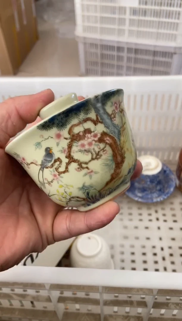 无运费险有瑕疵的摄影的产品有使用过的痕迹有点脏介意勿拍