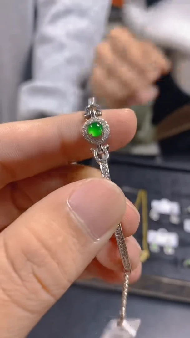 【闪购商品】翡翠手链未镶嵌0078411002/多样性发一