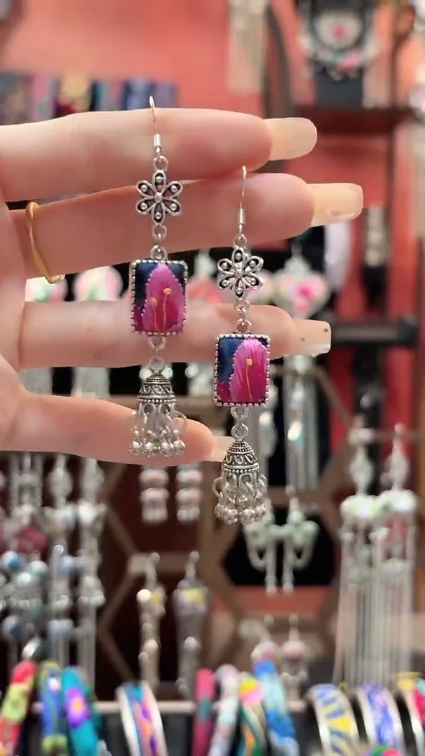 织绣 云织谣民族风精美饰品   202