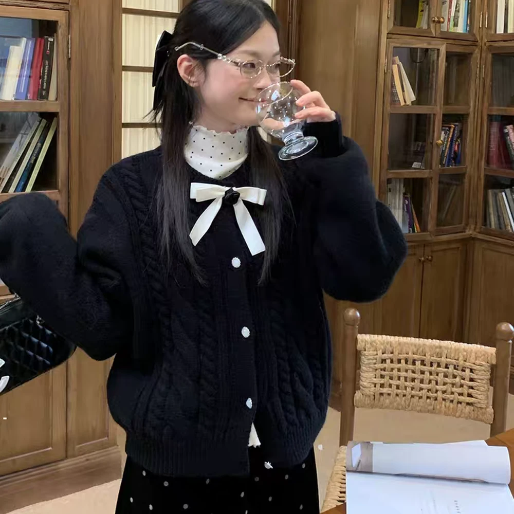 黑色圆领麻花针织开衫外套女冬季新款高级感修身百搭上衣W1027