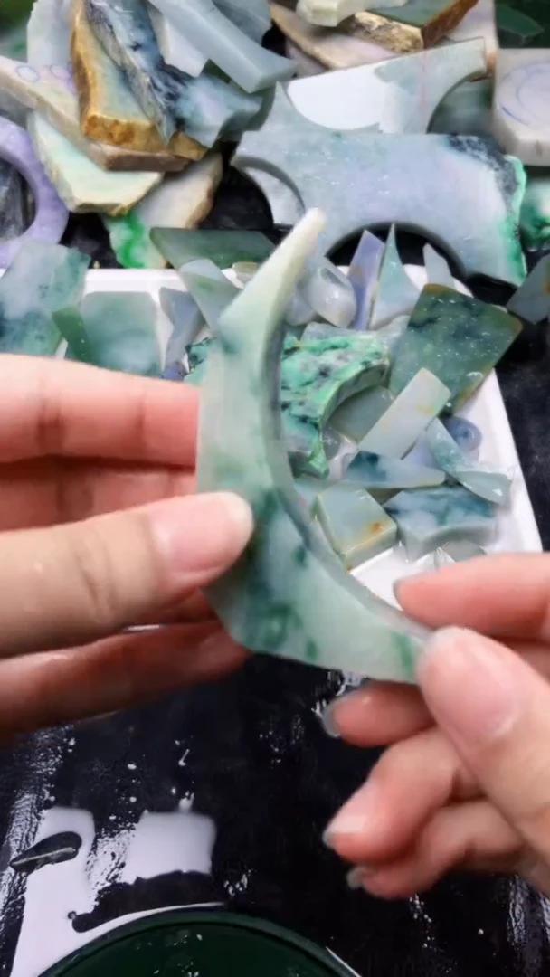 颈饰未镶嵌翡翠新店开业大优惠123