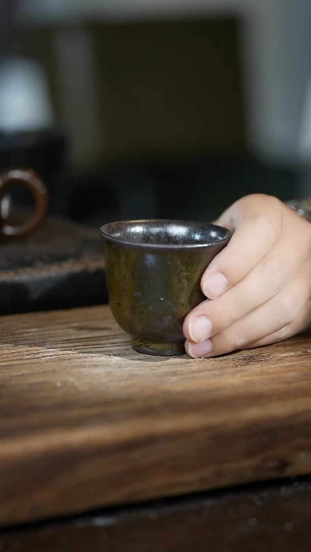 浪鬼柴烧裸烧似**华龙窑系列  杯  微瑕