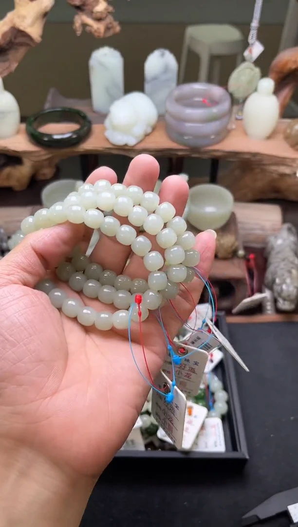 【闪购商品】和田玉手串未镶嵌卡10且末青白老型 多样性发一