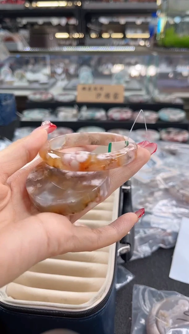 未镶嵌手镯石英质玉55圈口 （赠品镯心）366114