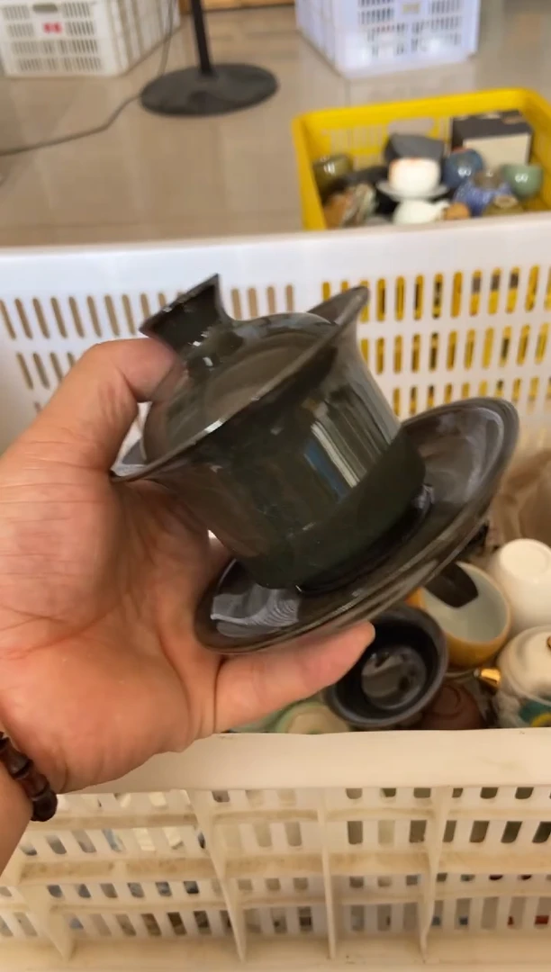 无运费险有瑕疵的摄影的产品有使用过的痕迹有点脏介意勿拍
