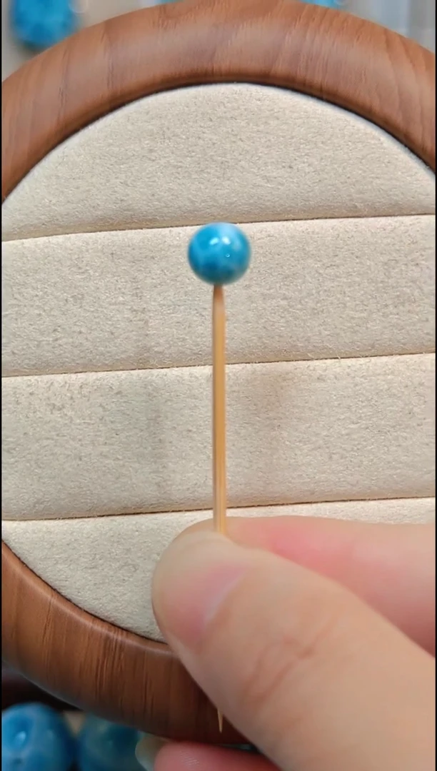 针钠钙石（海纹石）未镶嵌珠宝半成品多样性发其一