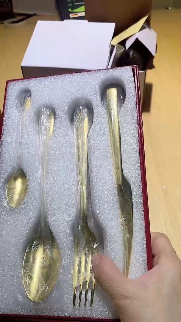 【闪购商品】瓷片锅碗瓢盆一件不剩