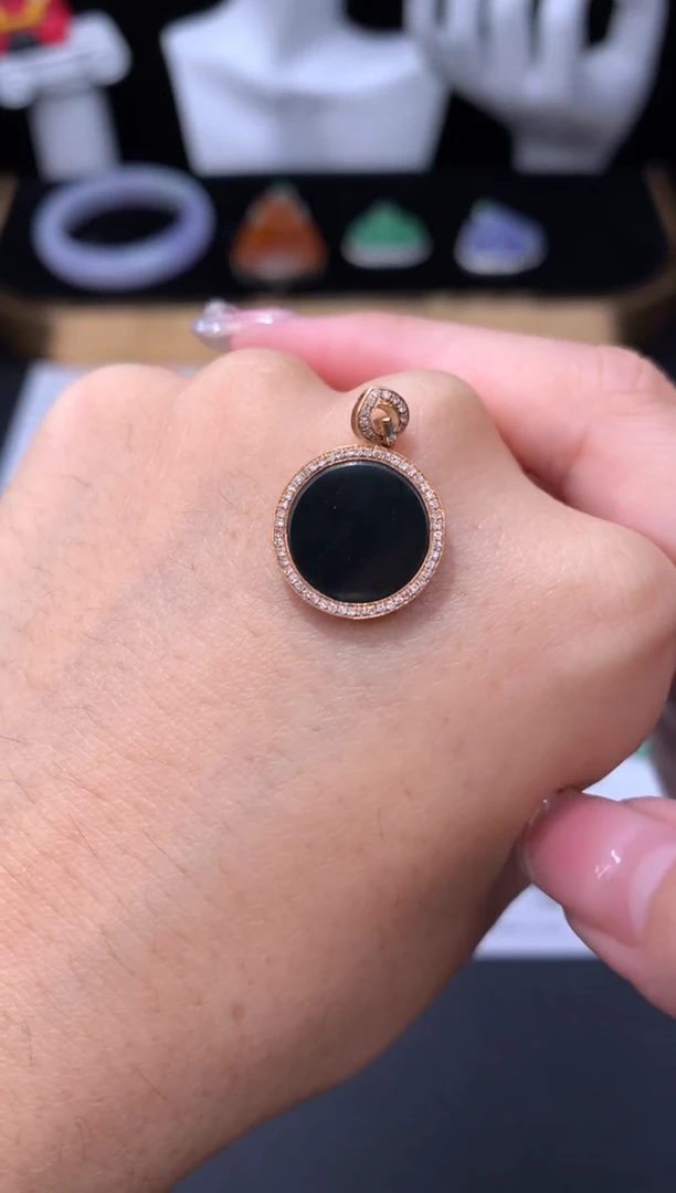 18K金镶嵌定制翡翠48小时鉴赏期 退货不扣服务费