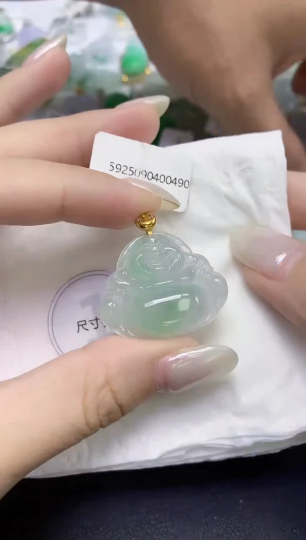 颈饰18K金镶嵌翡翠天然缅甸翡翠A货百元以上9元证书费自理