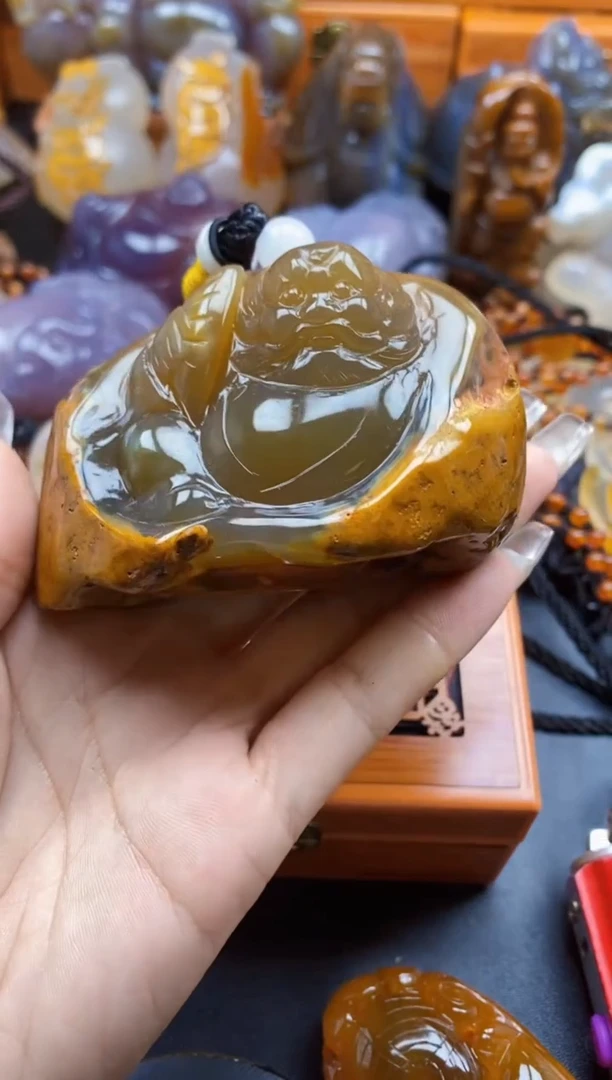 玛瑙/玉髓挂件未镶嵌三**雨ll