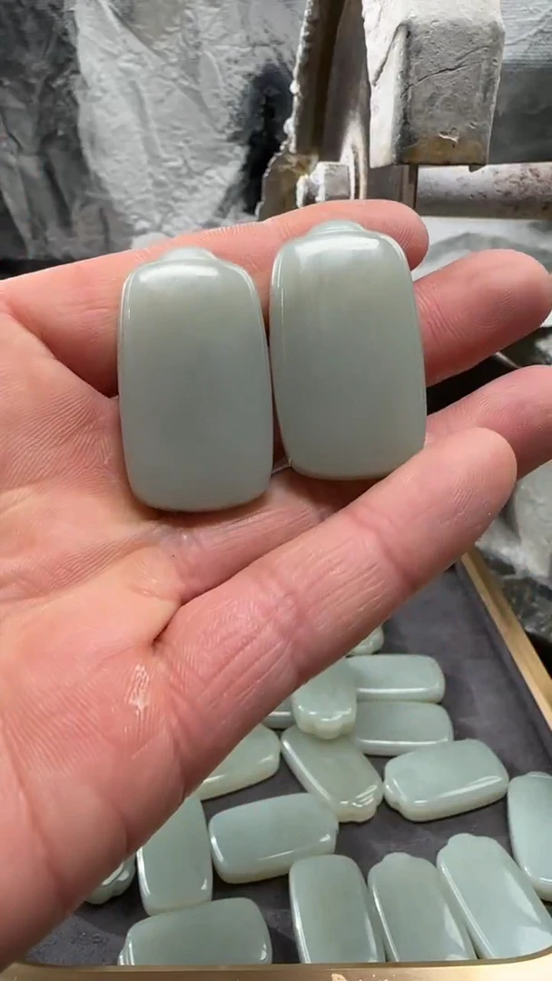 颈饰未镶嵌和田玉吊坠多样性拍一发一件