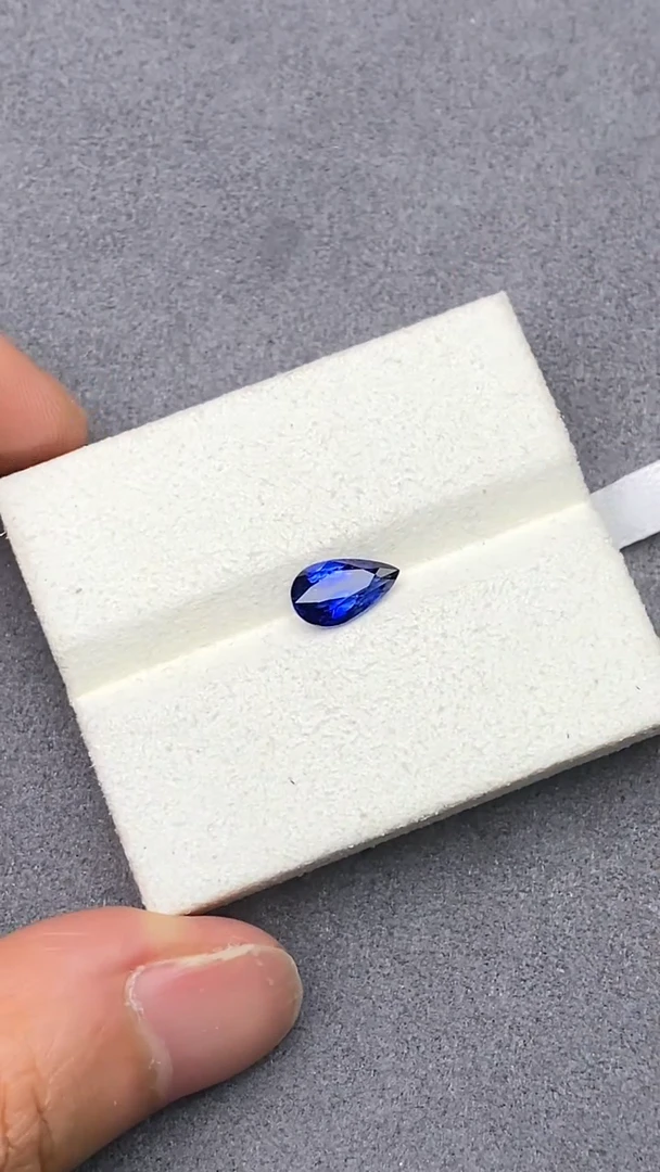 蓝宝石裸石00944100-2.6CT