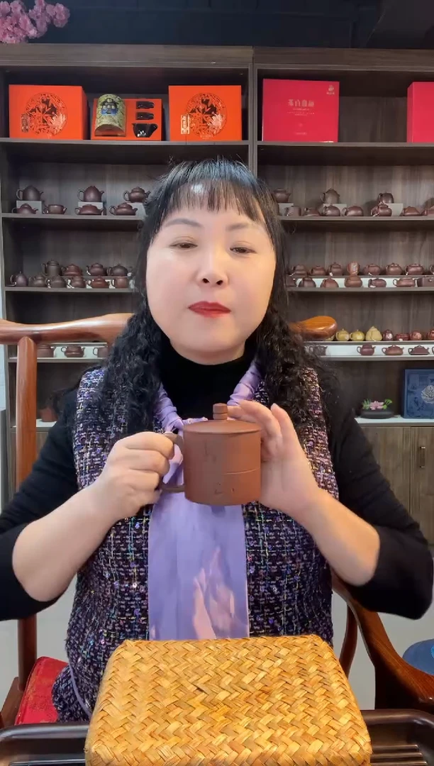 茶壶紫砂清心刻绘紫砂盖杯 容量300cc