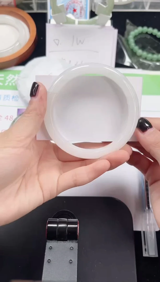 未镶嵌手镯石英质玉130-59/60