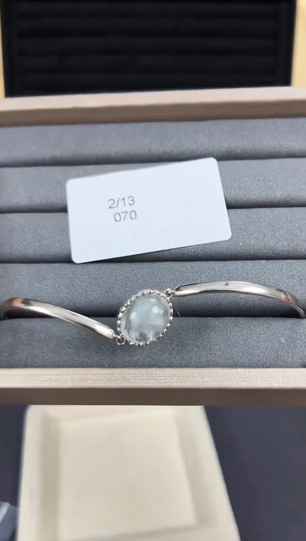 【闪购商品】水晶手链银S925镶嵌发一（070）