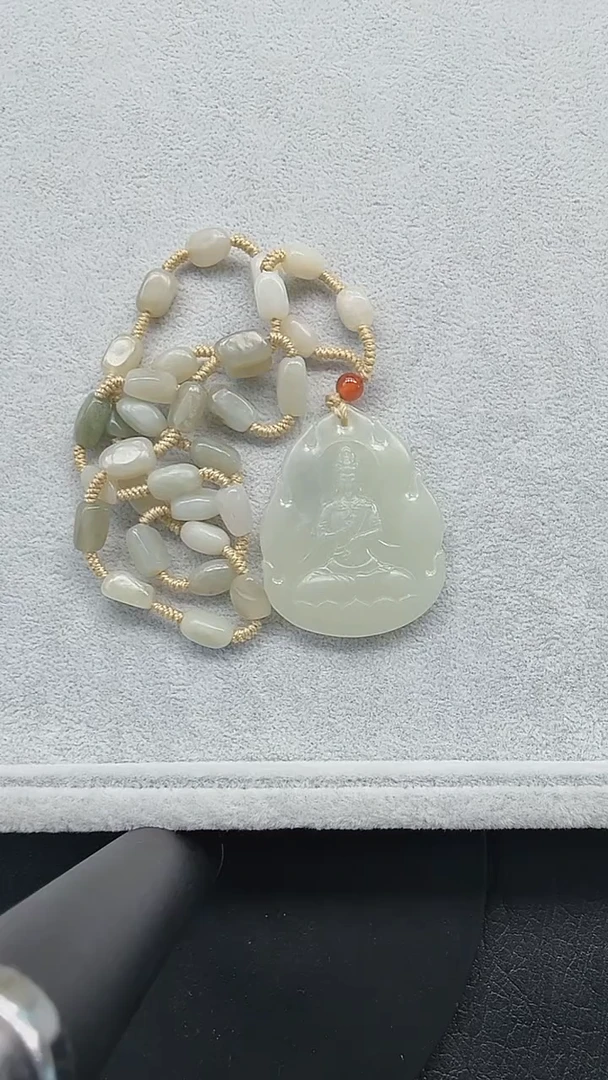 和田玉未镶嵌吊坠(不含链)225