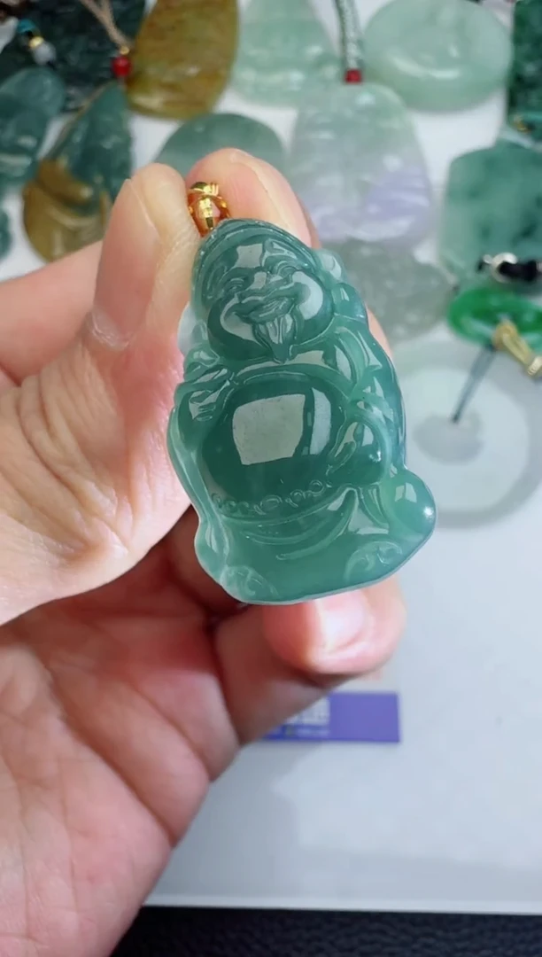 【闪购商品】翡翠颈饰未镶嵌多样性随机发其一