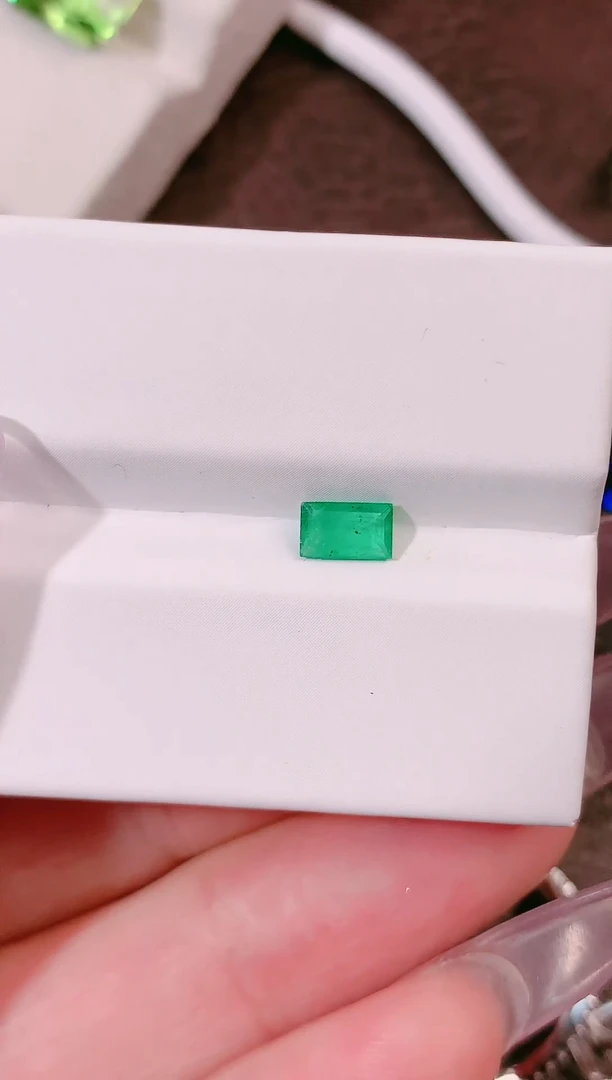 裸石祖母绿天然赞比亚祖母绿0.37ct