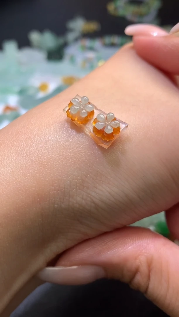 未镶嵌定制翡翠毛货 7.5-3.5