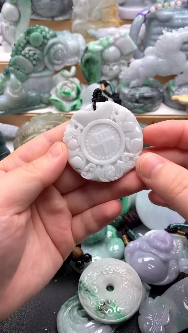 吊坠(不含链)未镶嵌翡翠1