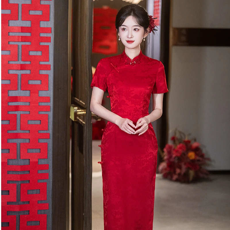 改良旗袍敬酒中式2025新娘结婚新款年轻时尚红色订婚礼服连衣裙