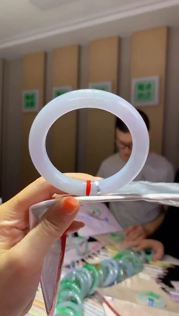 未镶嵌手镯翡翠-Q28 圈口56.2