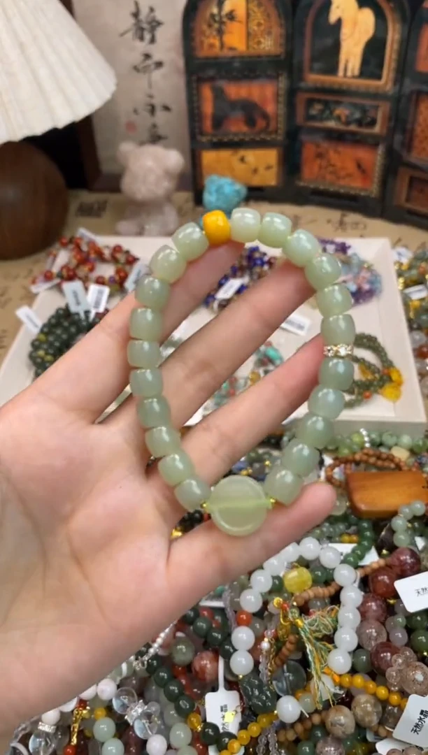 未镶嵌和田玉手饰404