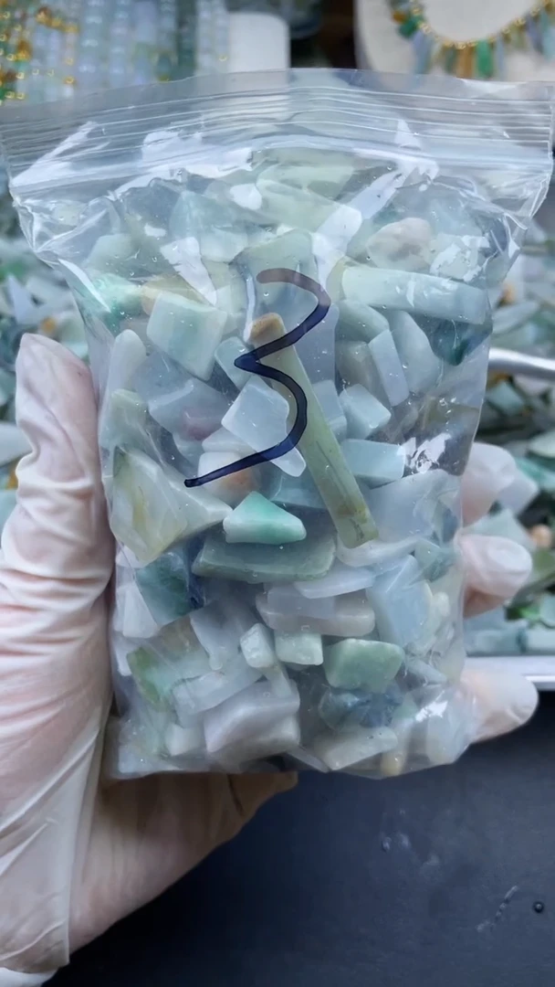 【闪购商品】翡翠颈饰未镶嵌天然A货翡翠小号500克3