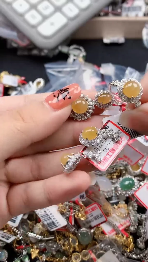 银S925镶嵌戒指翡翠天然A货缅甸翡翠