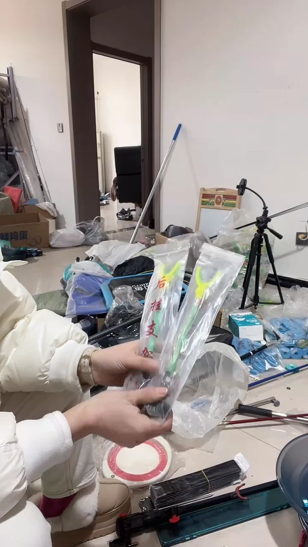 后挂 两个  477号