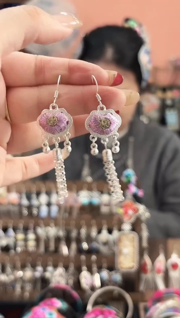 织绣艺枝独绣手工饰品140