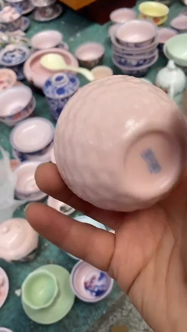 摆件陶红稀土波浪小客杯