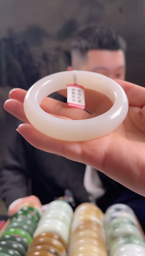 未镶嵌手镯和田玉57圈口9230