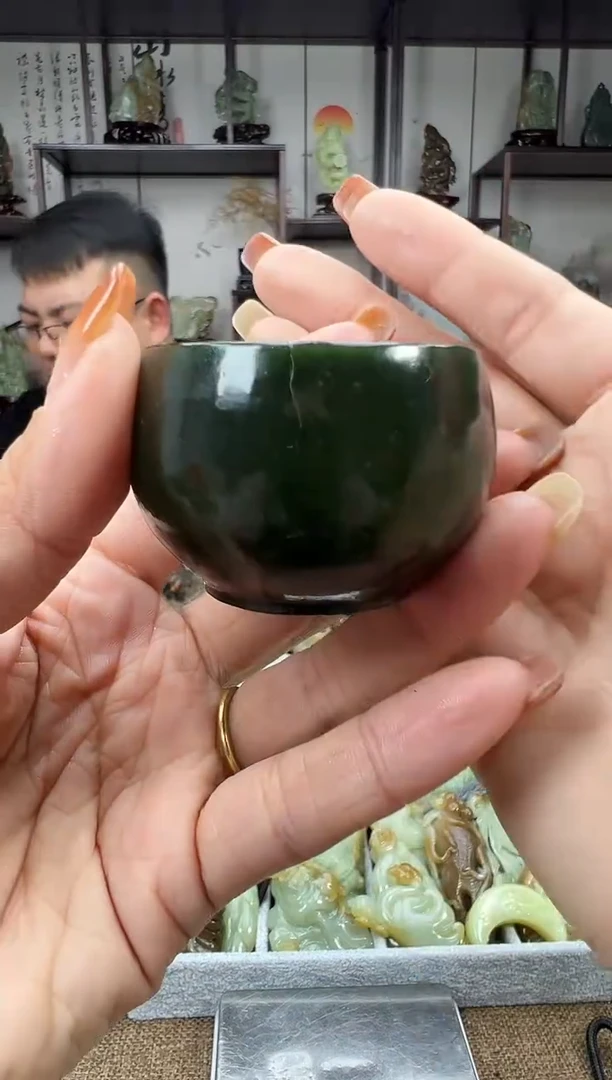 未镶嵌和田玉把件1