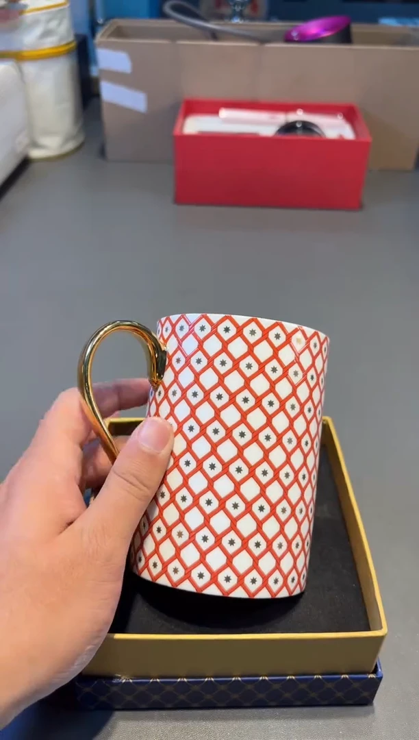 瓷片全球好物平价全球好物平价