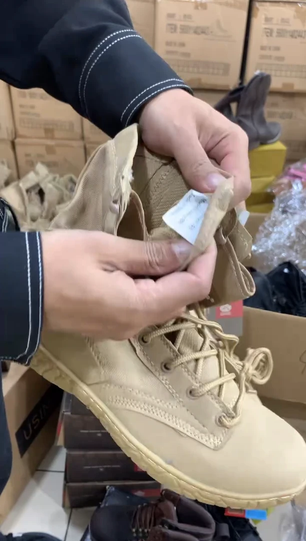 超纤43码，超纤 侧拉链 运动鞋码 偏小一码，默认微瑕