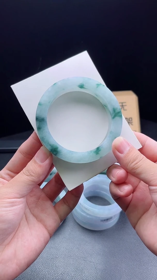 未镶嵌手镯定制翡翠用****9定制