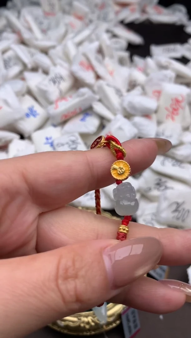 【闪购商品】翡翠手绳未镶嵌一