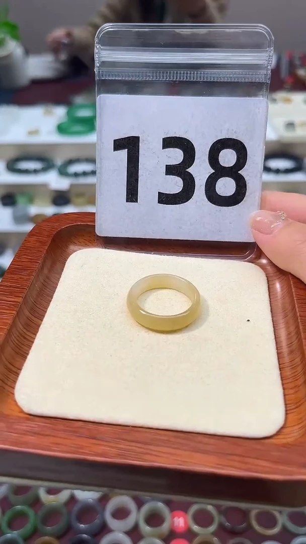 【闪购商品】和田玉戒指未镶嵌港码18号，内径18.4mm