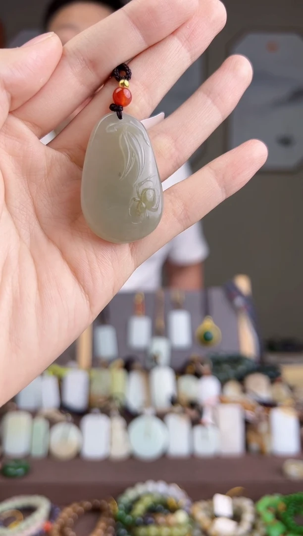 和田玉未镶嵌颈饰多样性发货 拍一单发一个