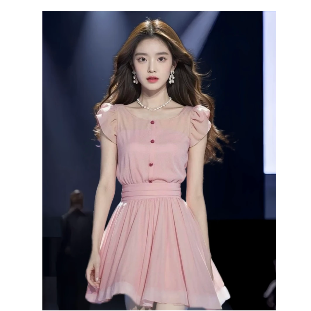多巴胺穿搭茶歇法式气质绝美粉色收腰连衣裙2025新款女夏小个子