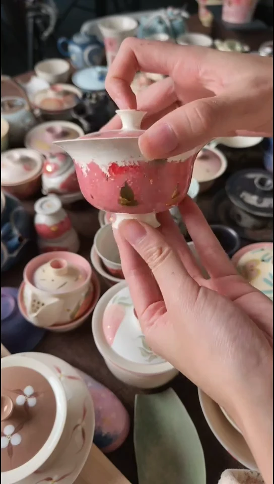 超级好看的粉千佛元宝盖碗