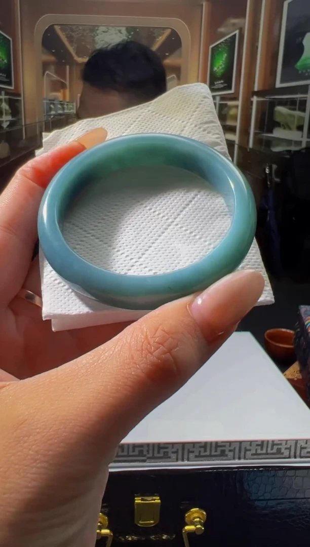 定制翡翠未镶嵌0885719767