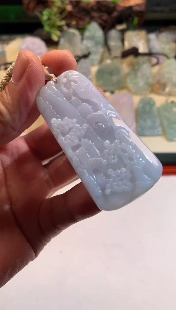 翡翠未镶嵌颈饰6/18/233