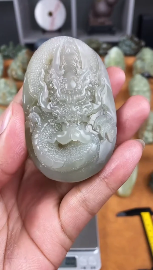 未镶嵌和田玉把件1