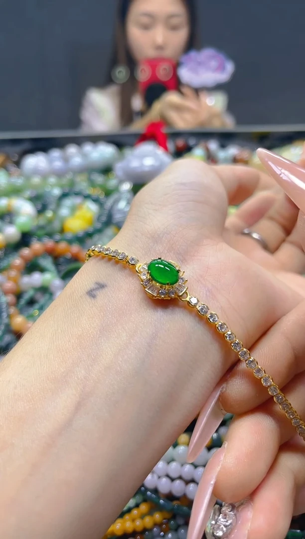 颈饰未镶嵌翡翠/X/翡翠A货，一件也是批发价