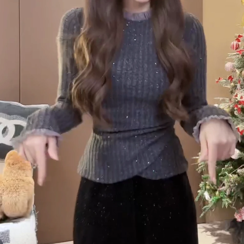 秋冬新款气质百搭时尚修身显瘦设计蕾丝感拼接气花边长袖上衣女