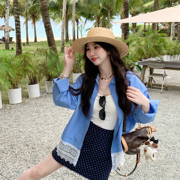 Berry 喜你而欢大庞定制 下摆花边翻领衬衫外套女宽松中长款上衣