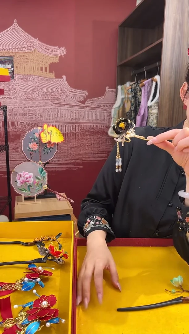 【闪购商品】刺绣非遗绒花（发饰）